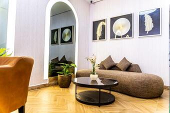 Hotel Les Ambassadeurs