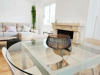 Impresionante Chalet En La Playa De Almarda, Sagunto