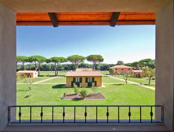 Apartamento La Fattoria Di Tirrenia