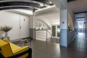 Aparthotel Amel Rooms