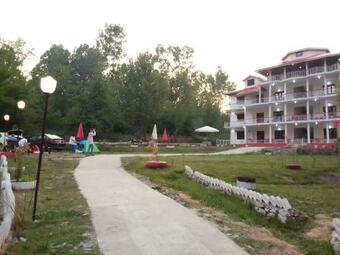 Hotel Izzabella Guest House