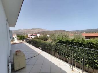 Relaxing Attica Apartment