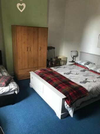 Bed & Breakfast Millie And Babas Room 2