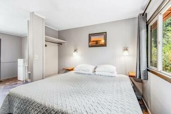 Hotel The Entire Property At Mount Walker Inn