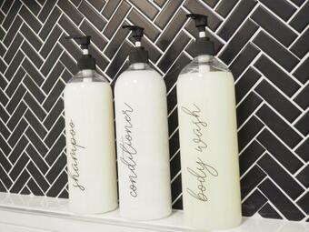 Newly Renovated Modern Farmhouse In The City