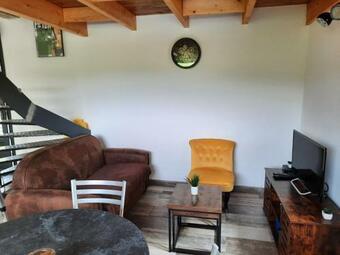 Chalet � L'or�e Du Bois Avec Parking