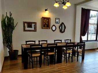 Hostal Pensiunea Alesia