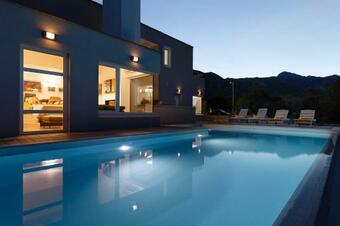 Villa Jure With Heated Pool And Electric Vehicle Station