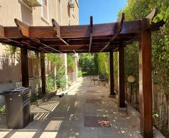 Villa Vila Twin House In Continental Garden Families Only