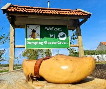 Kampeerwagen Boerengroen