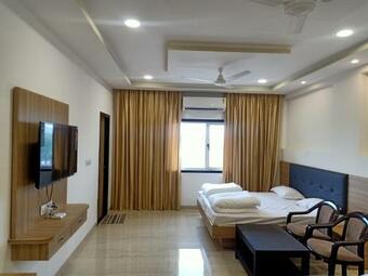 Sun Stone Hotel & Club