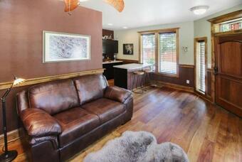 In The Heart Of Jacksonville Studio Apartment! Light And Bright, Blocks To Britt