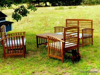 G�te Lurcy-l�vis, 2 Pi�ces, 3 Personnes - Fr-1-489-376