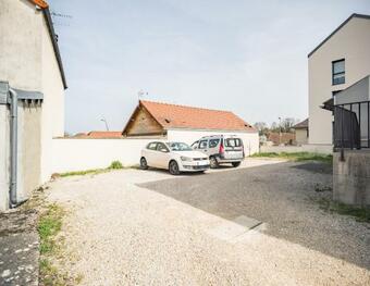 Apartamento Studio Cdg - Parking Public Gratuit - Prox Outlet Et Troyes