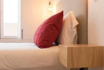 Lovelystay - Top Floor Balcony Apartment