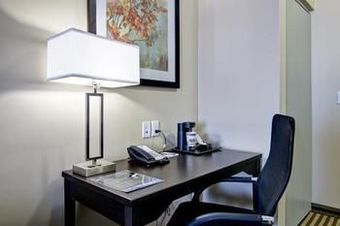 Best Western Plus Fergus Hotel