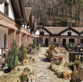 Hostal Hanul Piatra Mare Colibita