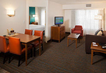 Hotel Residence Inn Wichita East At Plazzio