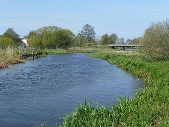 Villa Med To Terrasser I Natursk�nne Omgivelser