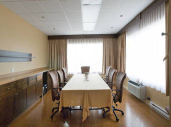 Hotel & Suites Le Dauphin