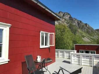 Cozy House With Beautiful View