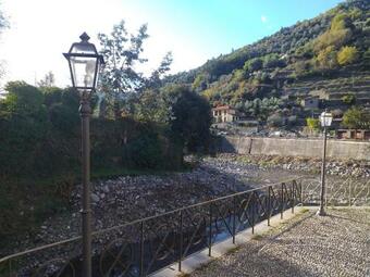 Apartamento Castle In Center Of Beautiful Isolabona