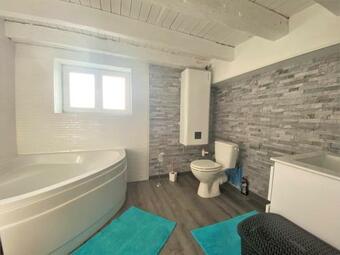 Hostal Maisons D'h�tes � La Fontaine Fleurie 88