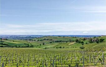 Beautiful Home In Fontanile With Wifi And 2 Bedrooms