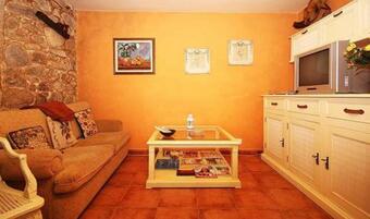 House - 3 Bedrooms - 04954