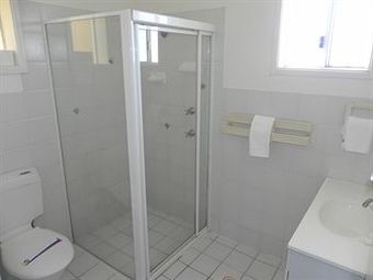 Leisure-lee Holiday Apartments