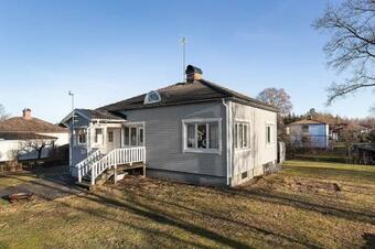 Trevligt Hus Med Uteplats, Emmaboda Kommun, Lind�s