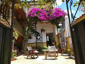 Casa Arias Guerra Las Bugambilias