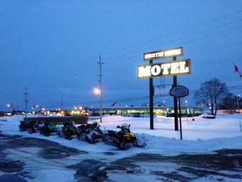 Country Squire Motel