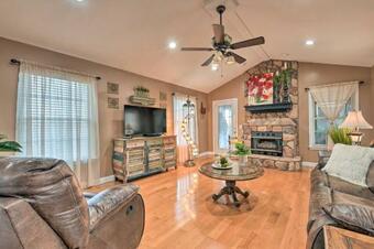 Mount Airy Haven Outdoor Pool, Country Views