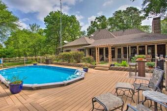 Happy Trails Hideout Pool, Hot Tub, 4 Acres!