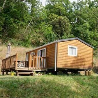 Camping Les Rives Du Lac De Vinca