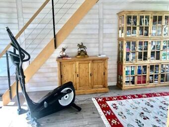 Villa Yvr�-l'�v�que, 5 Pi�ces, 10 Personnes - Fr-1-410-357