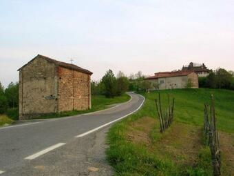 2 Bedrooms House With Enclosed Garden And Wifi At Merluzzi