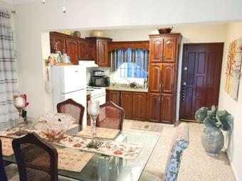 Dulce Hogar Del Sur, Con Estacionamiento Gratis.