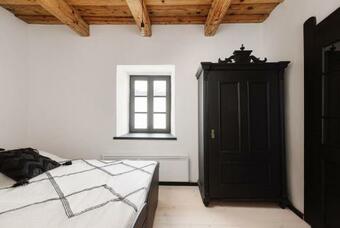 Z�ld Tulip�n Vend�gh�z - N�dtet?s Apartman