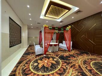 Hotel Parth Residency
