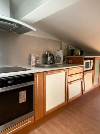 Apartamento Kesklinnale Väga Lähedal Asuv Katusekorter