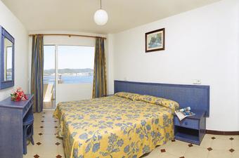 Apartamentos Playa Bella