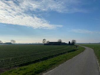 Zeer Gezellige Woning Met Ruime Tuin