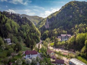 Villa Conacul Taranesc