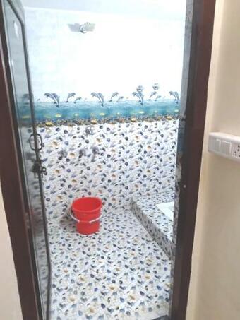 Hostal Maa Sheetla Guest House