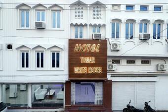 Hotel Tomar White House