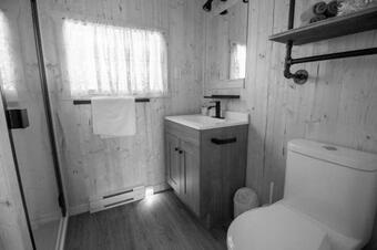 Chic Boh�me, Bord De Lac Priv�, 30min De Tremblant