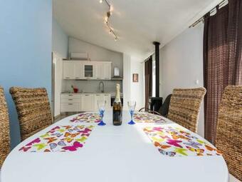 Tranquil Apartment In Podlug With Balcony And Garden