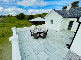 Kathleen's Carrowkeel Cottage
